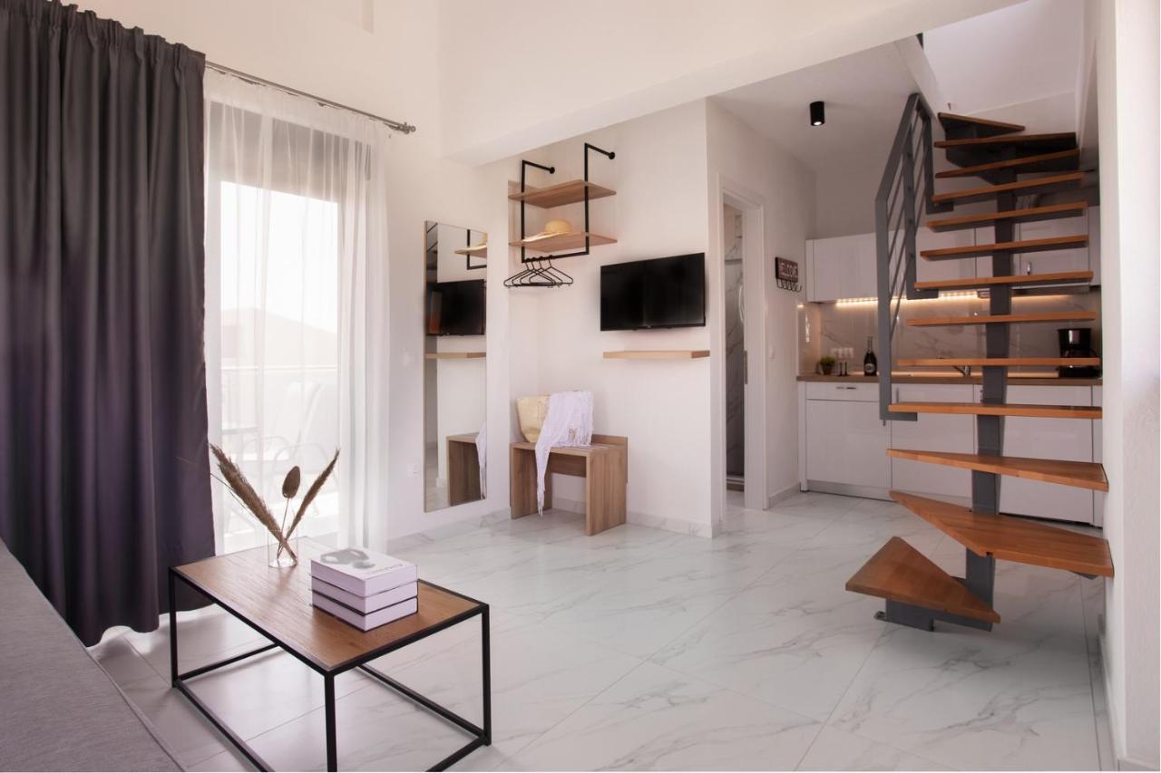 San Giorgio Apartments Nikiti Екстериор снимка
