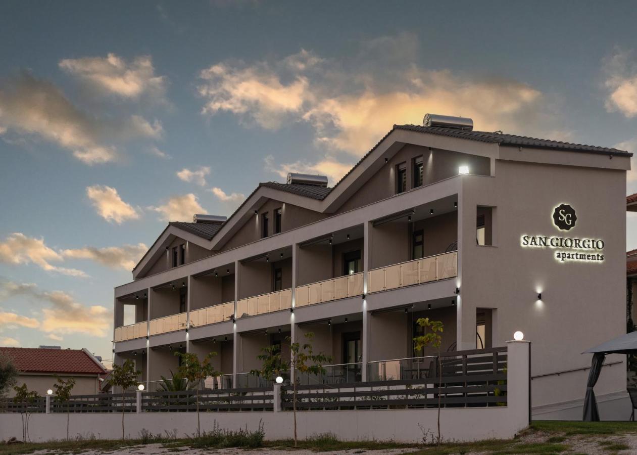 San Giorgio Apartments Nikiti Екстериор снимка